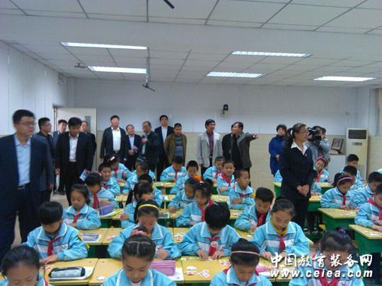 �F(xi��n)���Бc